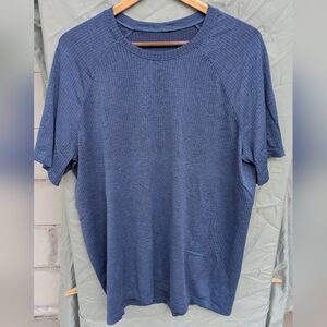 Lululemon Mens XL Blue Metal Tech Vent Shirt